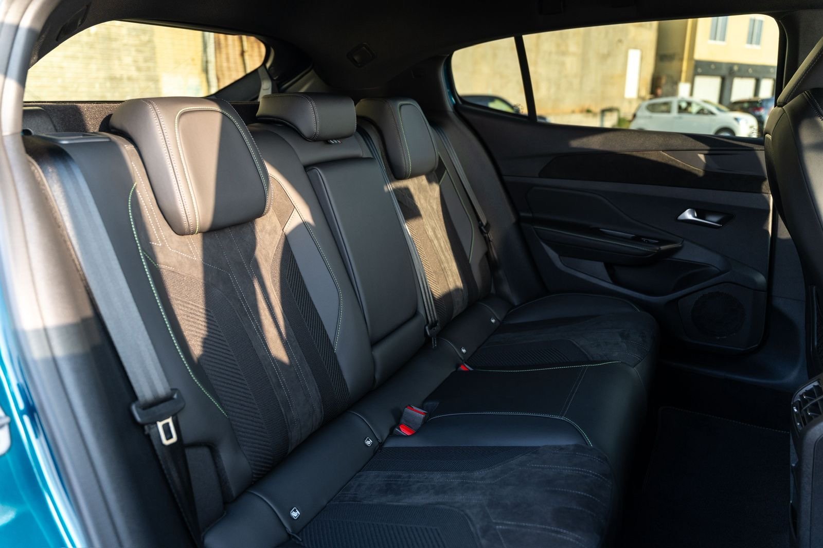 Peugeot 408 GT Line Fastback 2023 Blue