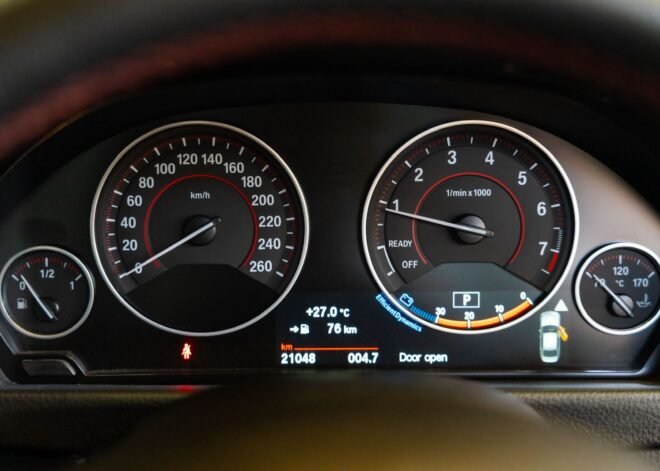 BMW 318i Luxury Line 2017