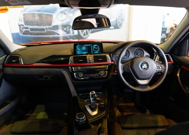 BMW 318i Luxury Line 2017