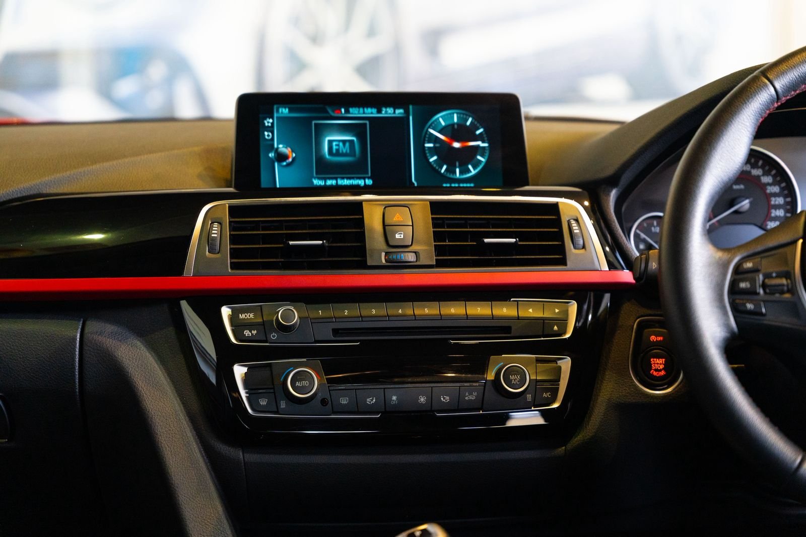 BMW 318i Luxury Line 2017