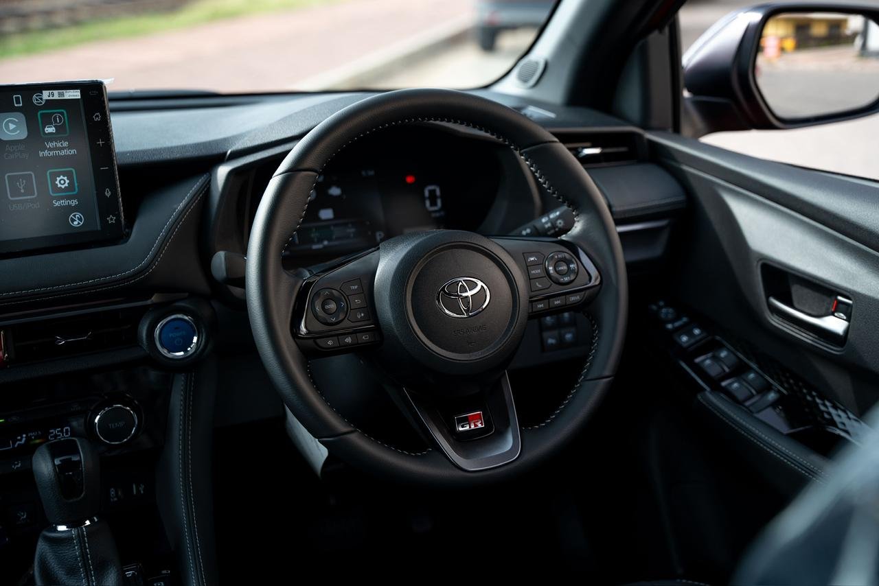 Toyota Yaris Ativ GR Sports 2025