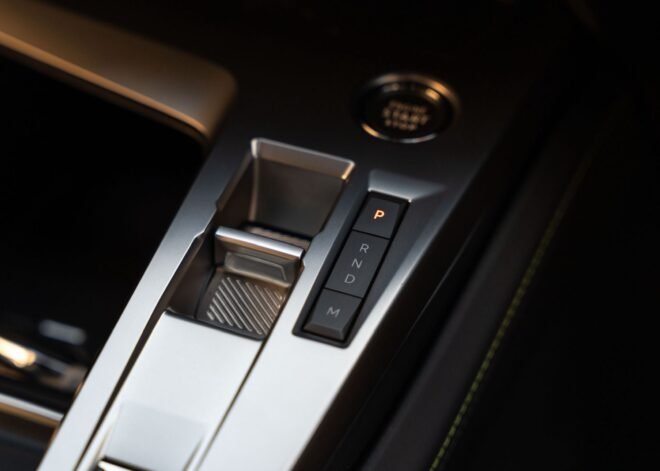 Peugeot 408 GT Line Fastback 2023 Blue