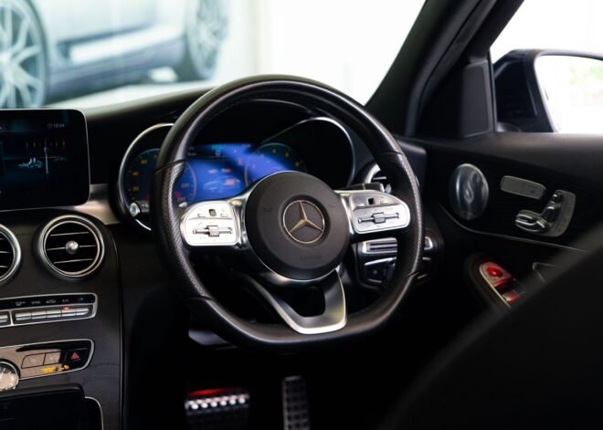 Mercedes Benz C200 AMGLine Premium Plus 2019