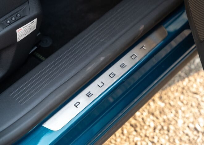 Peugeot 408 GT Line Fastback 2023 Blue