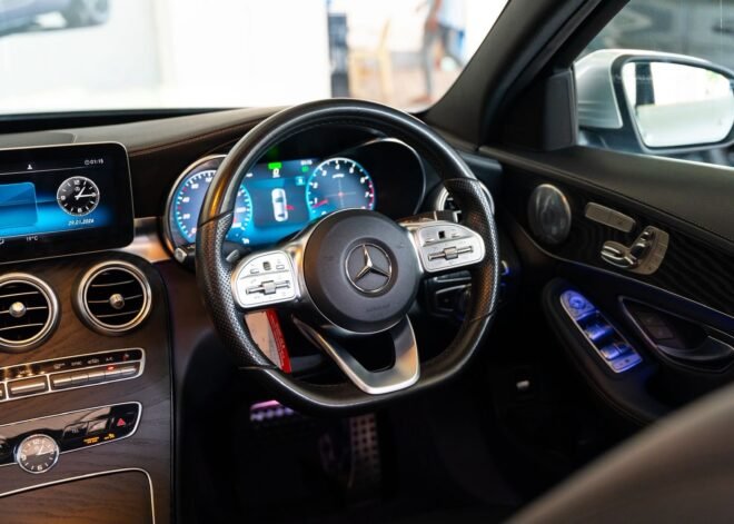 Mercedes Benz C200 AMG Line Premium Plus Light Blue 2019