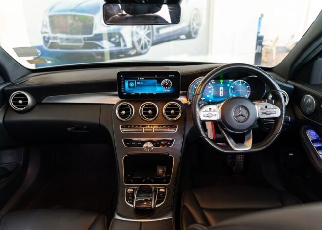 Mercedes Benz C200 AMG Line Premium Plus Light Blue 2019