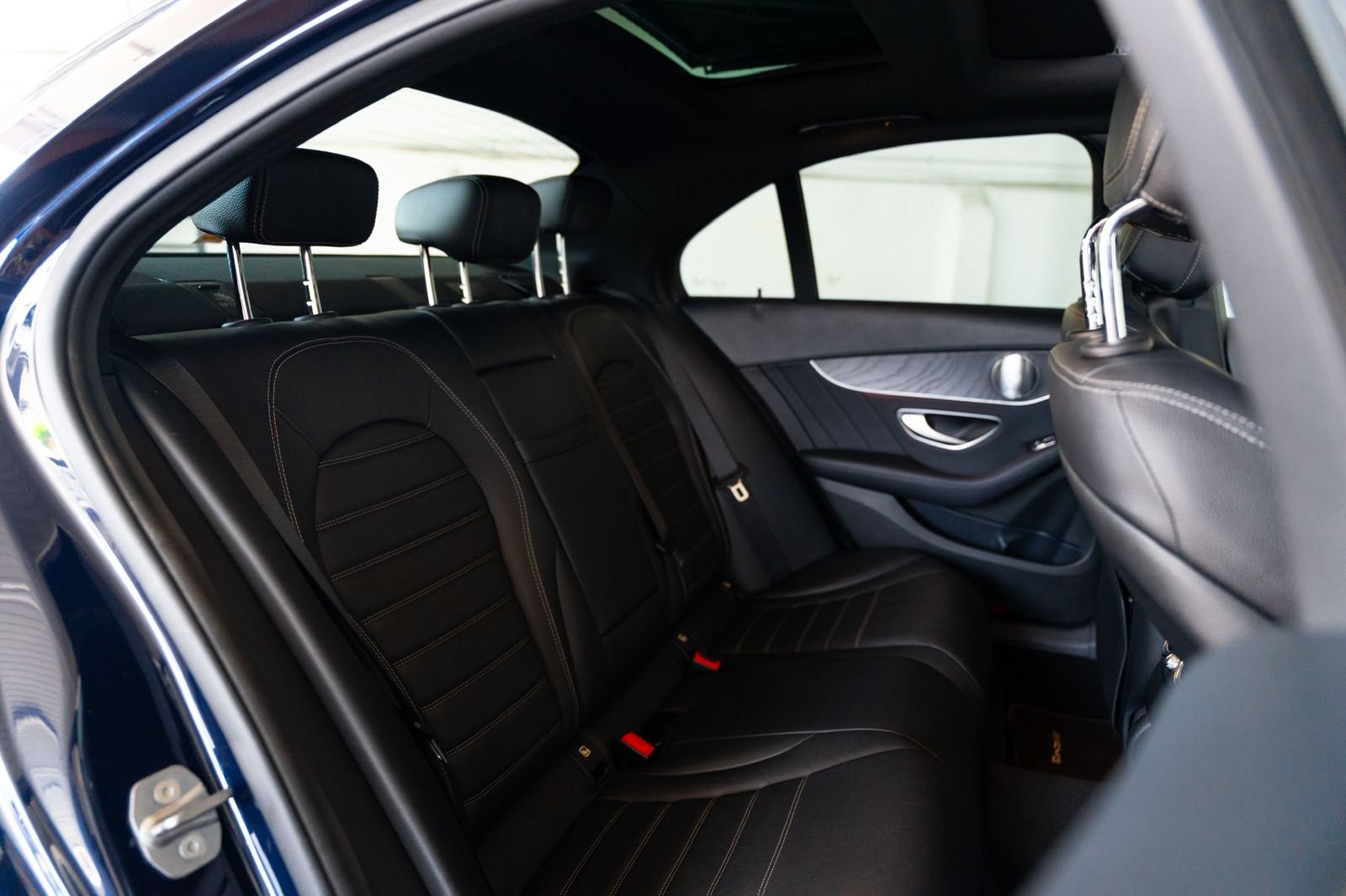 Mercedes Benz C200 AMGLine Premium Plus 2019