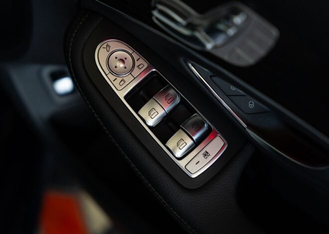 Mercedes Benz C200 AMGLine Premium Plus 2019