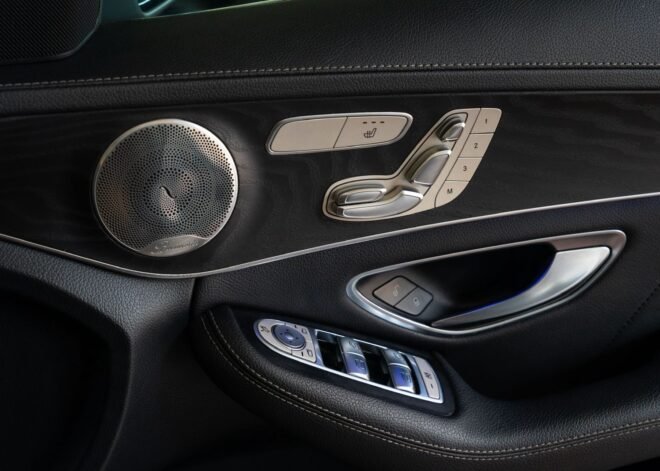 Mercedes Benz C200 AMG Line Premium Plus Light Blue 2019