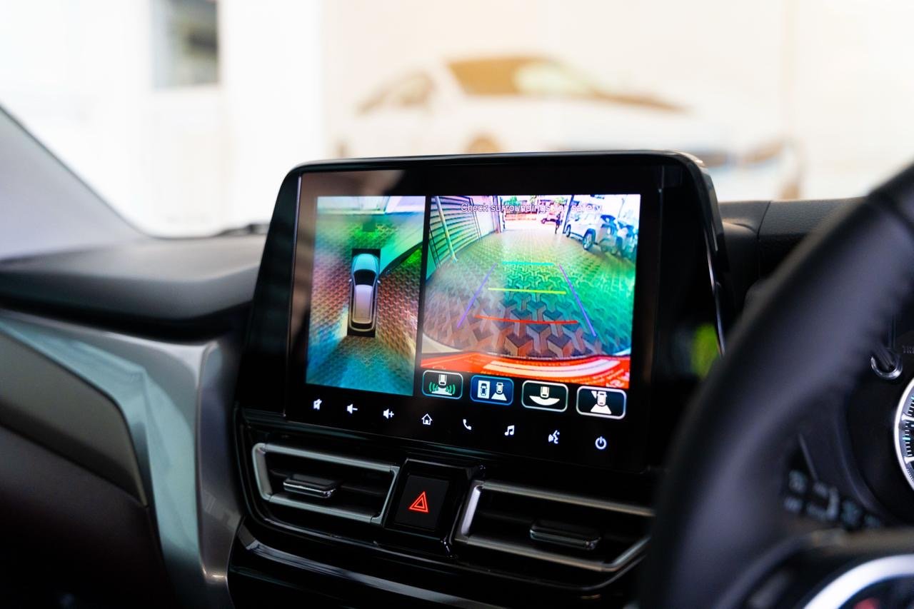 Toyota Taisor V Grade 2026 White and Black Top