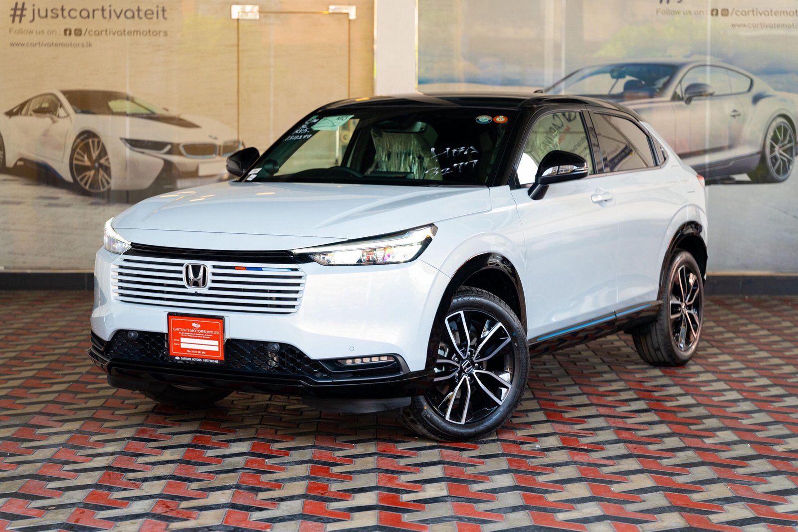 Honda Vezel Z Play 2025