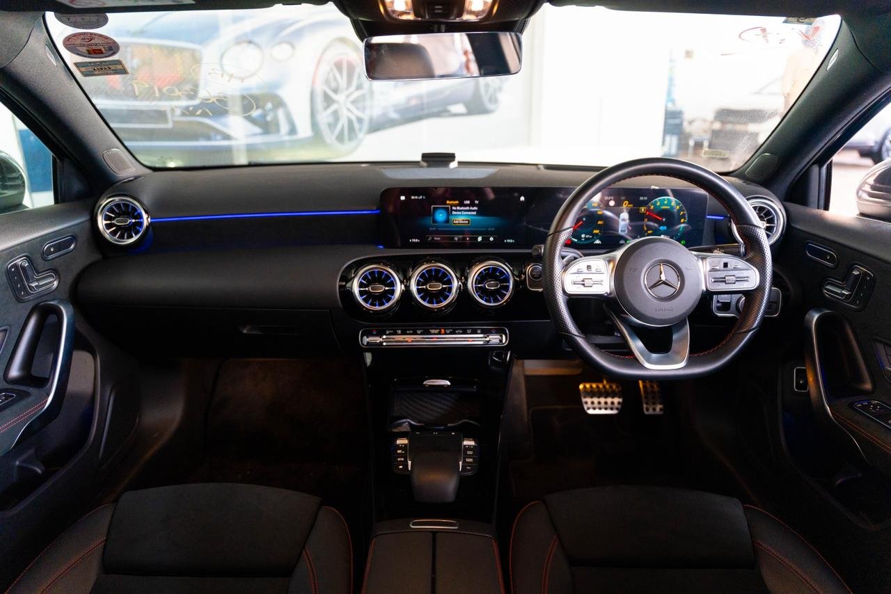 Mercedes Benz A 250 E AMG Line 2023