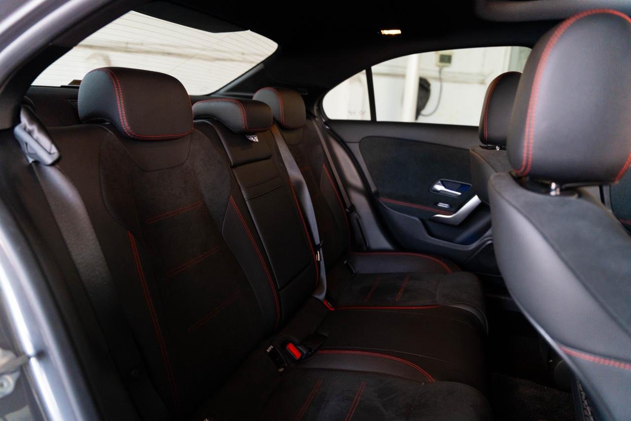 Mercedes Benz A 250 E AMG Line 2023