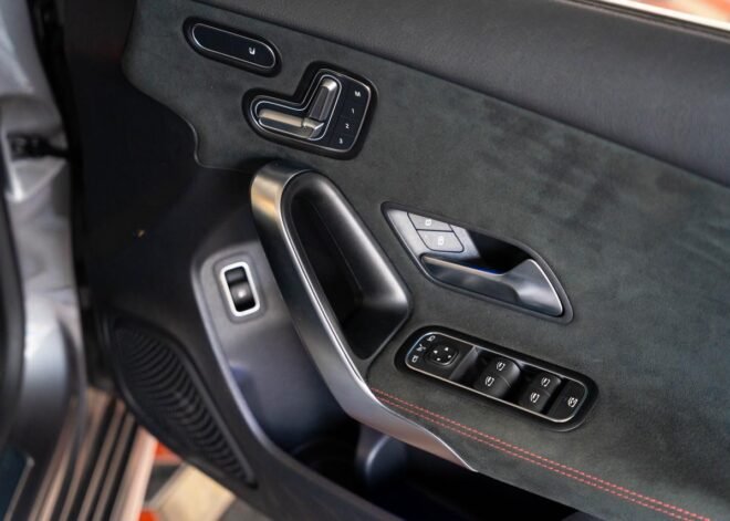 Mercedes Benz A 250 E AMG Line 2023