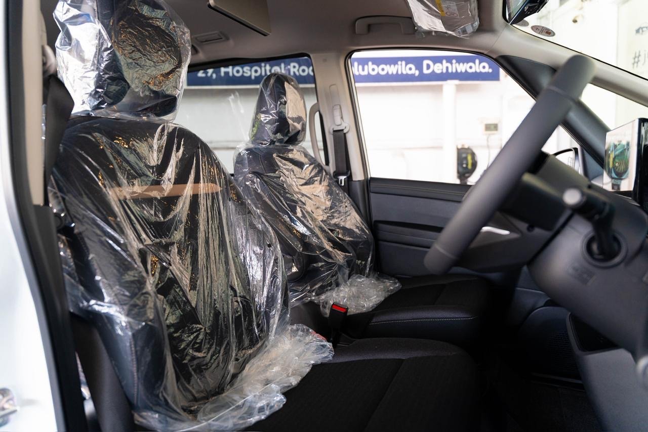 Nissan Serena e-POWER Star V 2025