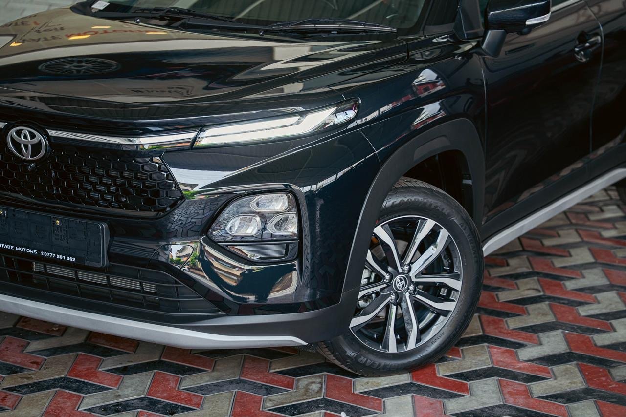 Toyota Taisor V Grade Highest Spec 2026 Black