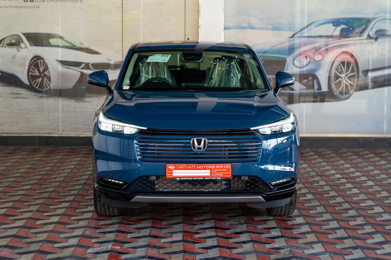 Honda Vezel Z Premium 10 Speaker 2025