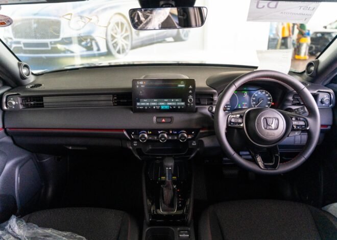 Honda Vezel RS Premium 2025