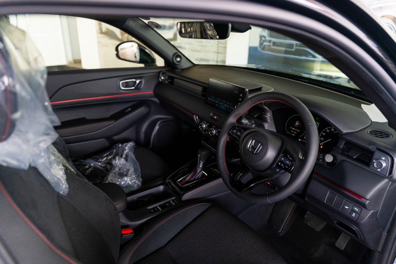 Honda Vezel RS Premium 2025