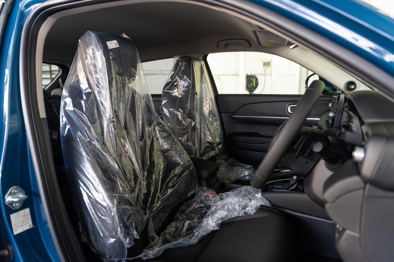 Honda Vezel Z Premium 10 Speaker 2025