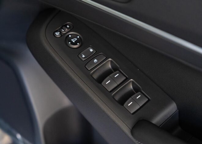 Honda Vezel Z Premium 10 Speaker 2025