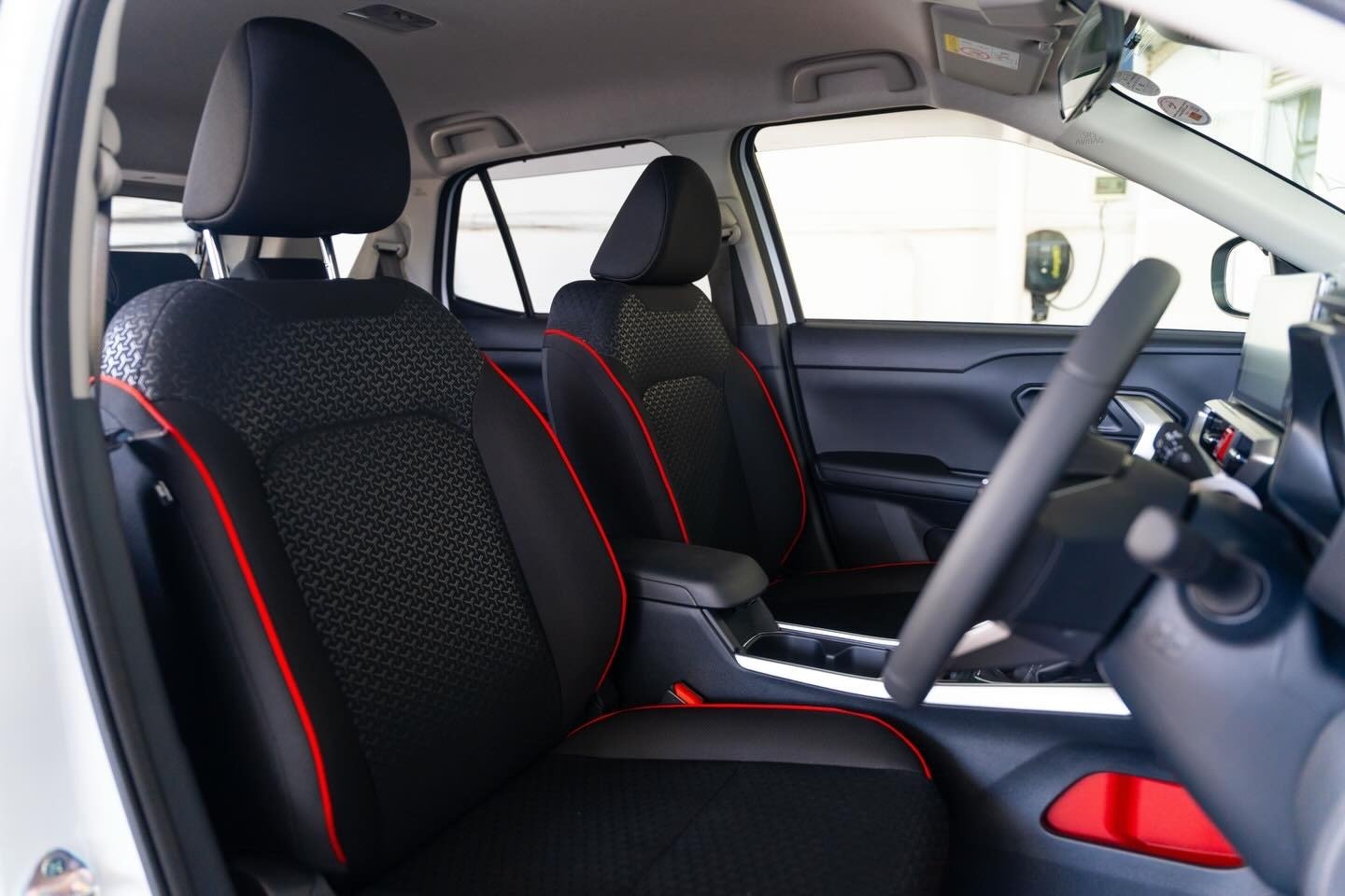 Toyota Raize Z Hybrid Highest 2025