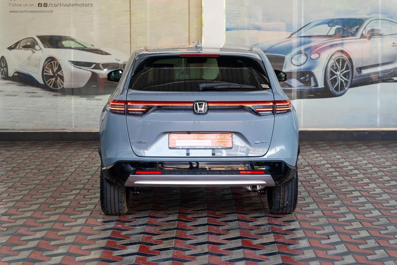 Honda Vezel Z Premium 2025