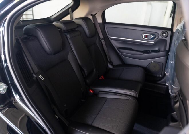 Honda Vezel Z Premium 10 Speaker 2026