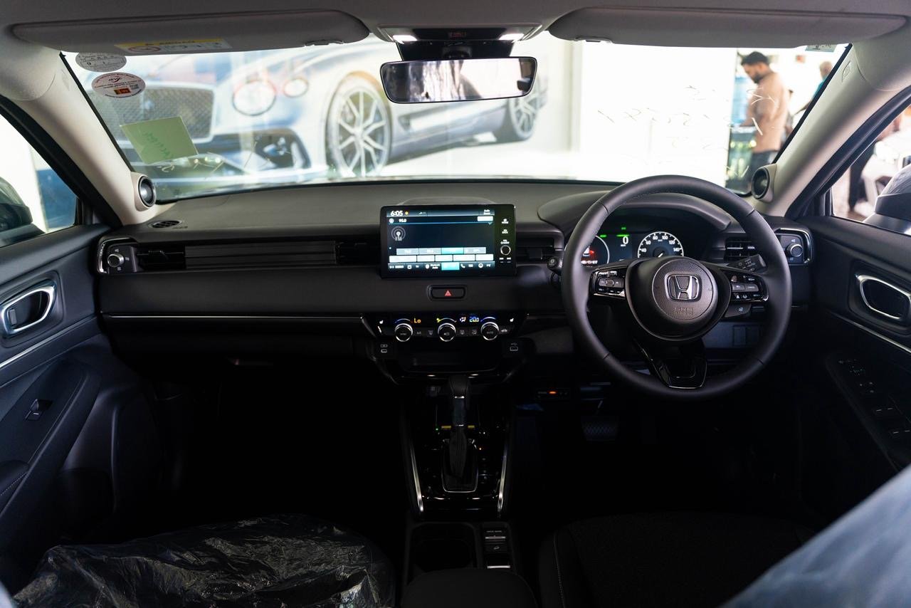 Honda Vezel Z Premium 2025
