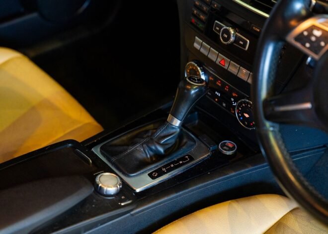Mercedes Benz C220 Diesel 2012