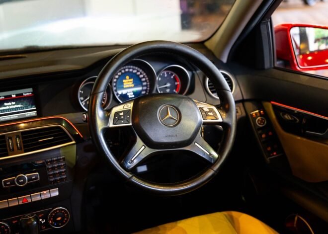 Mercedes Benz C220 Diesel 2012