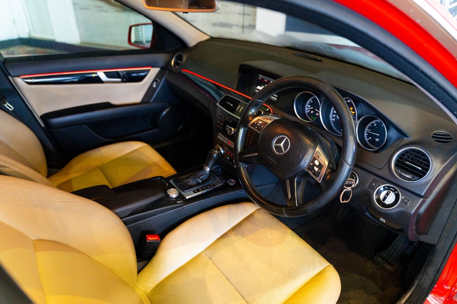 Mercedes Benz C220 Diesel 2012