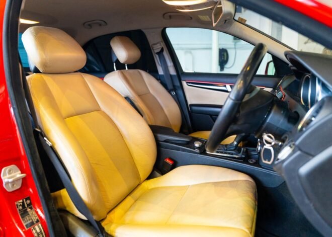 Mercedes Benz C220 Diesel 2012