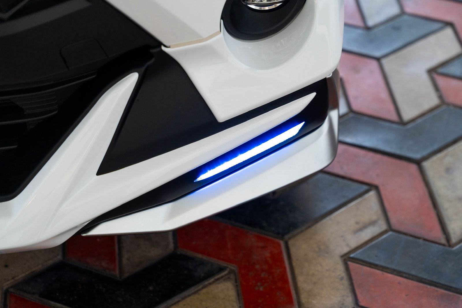 Toyota Raize Z Grade 2025 Highest Spec White (Modelista Bodykit & BSM)