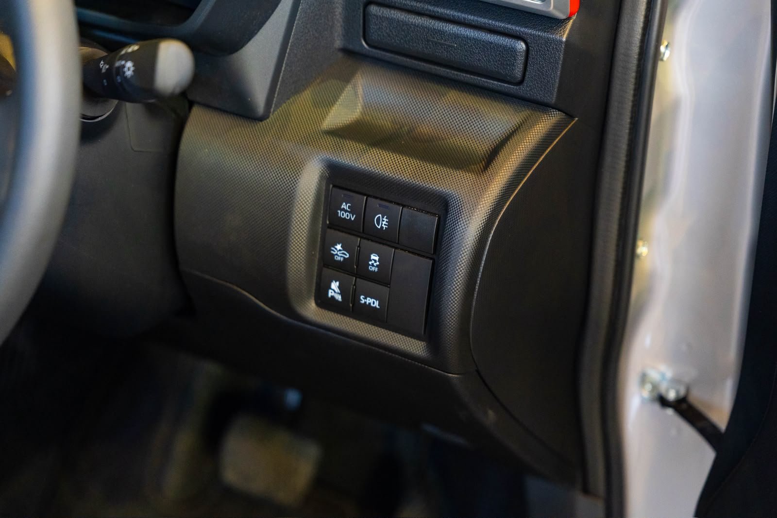 Toyota Raize Z 2025 Hybrid With BSM Silver