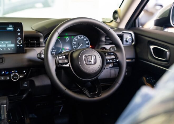 Honda Vezel Z Premium 10 Speaker 2026