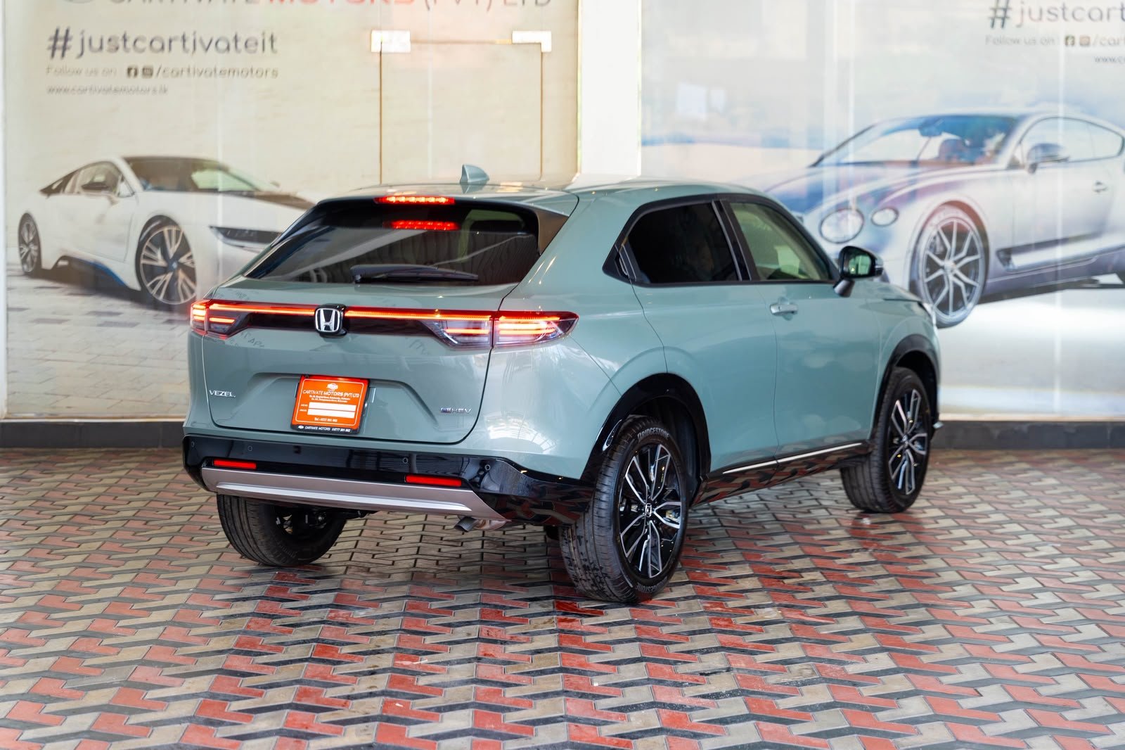 Honda Vezel Z Premium 10 Speaker 2026