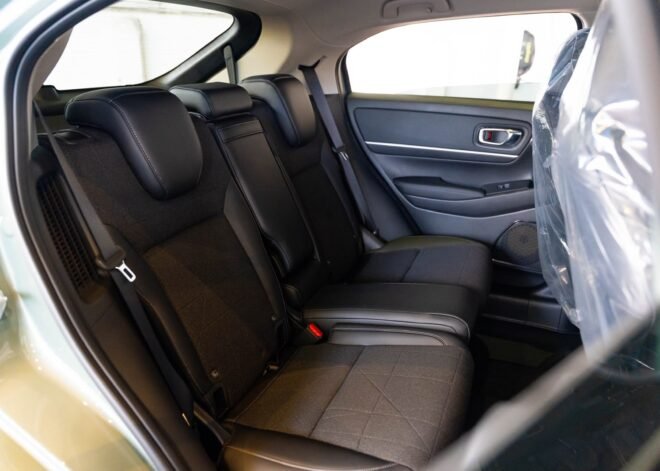 Honda Vezel Z Premium 10 Speaker 2026