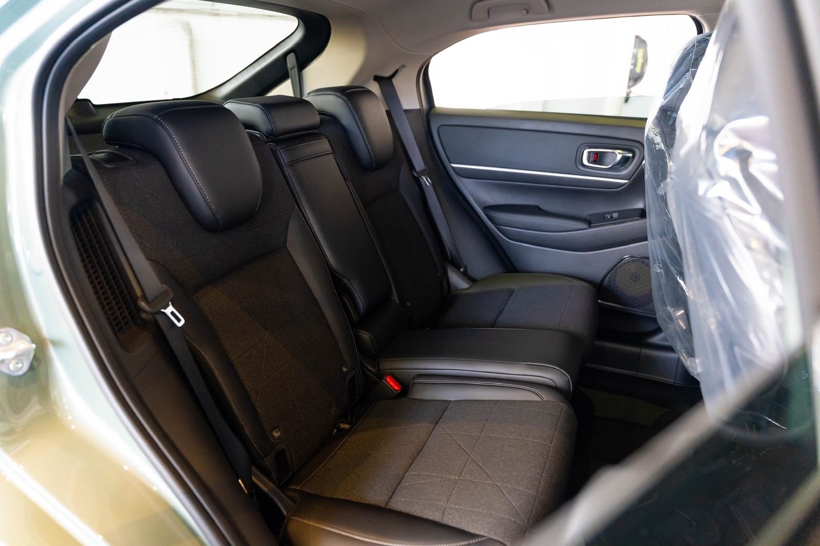 Honda Vezel Z Premium 10 Speaker 2026