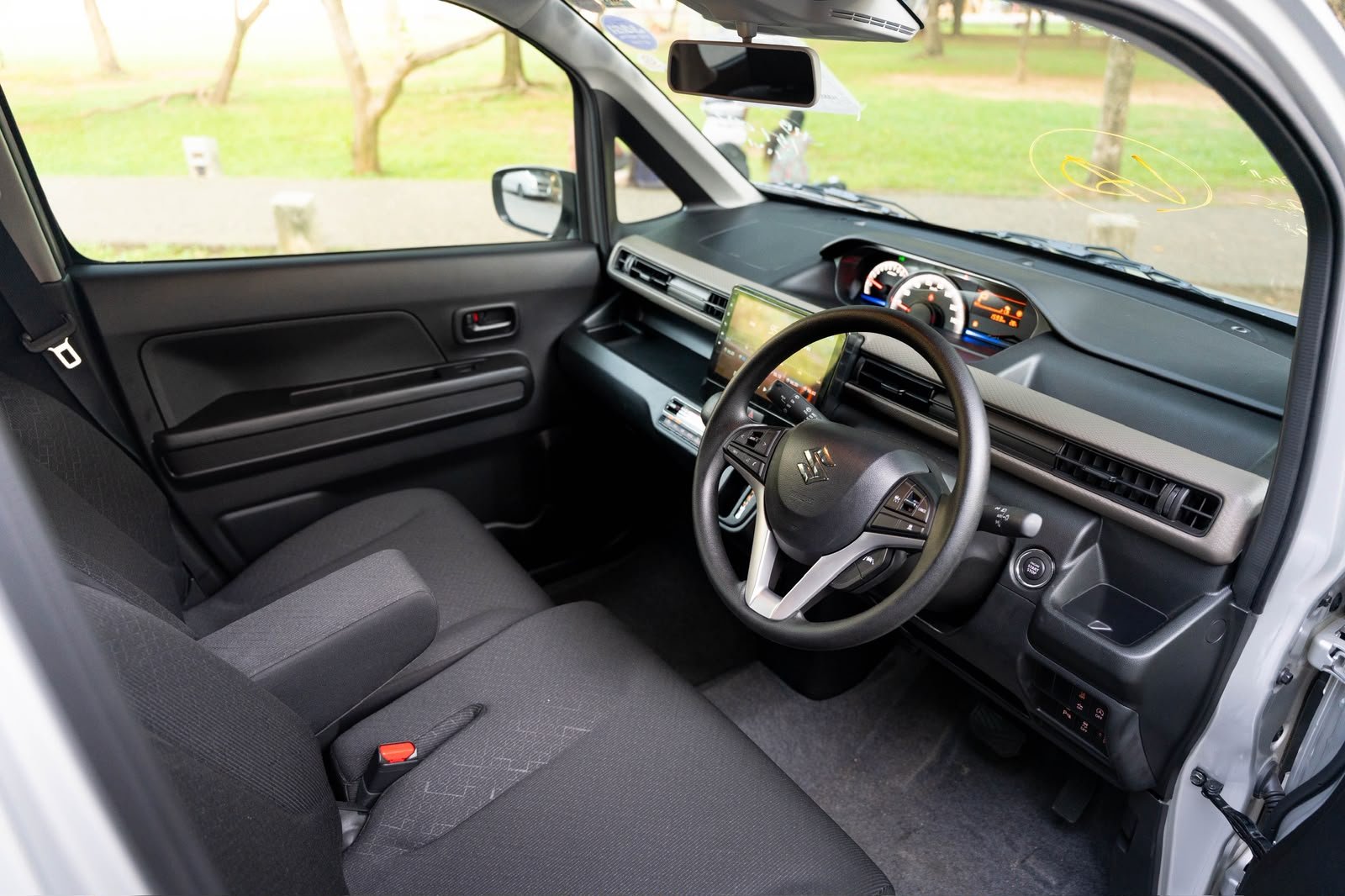 Suzuki Wagon R FX Hybrid 2024