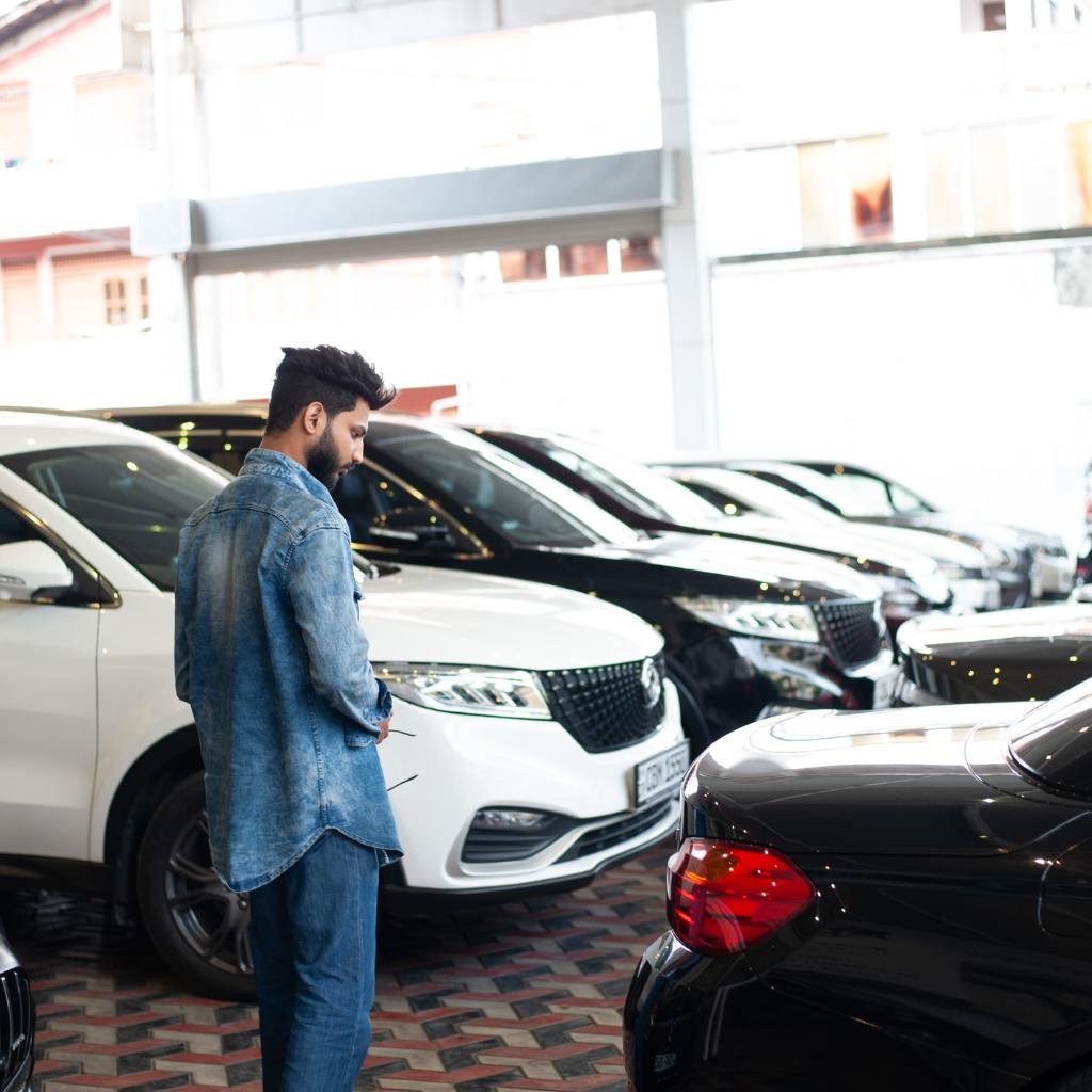 Buy cars in Sri Lanka Cartivate Motors image - Car sales and dealers in Sri Lanka, Colombo