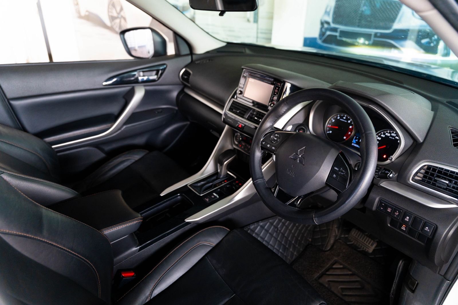 Mitsubishi Eclipse Cross 2020 Silver