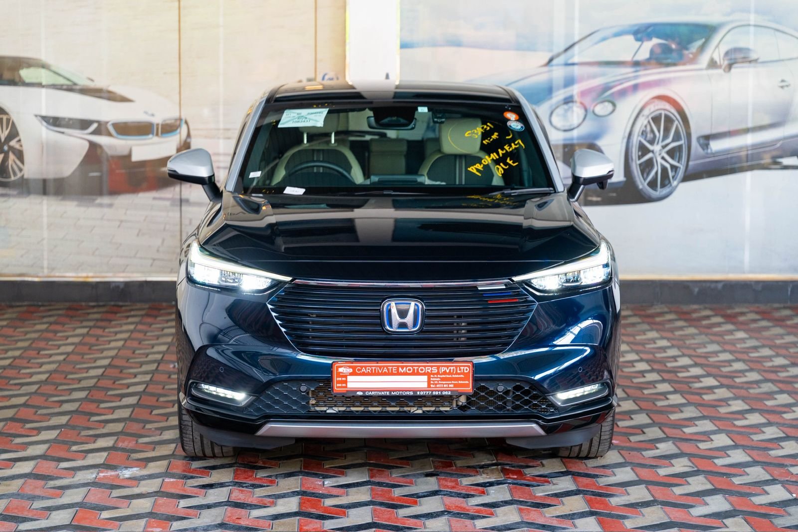 Honda Vezel Z Play Moonroof 2023