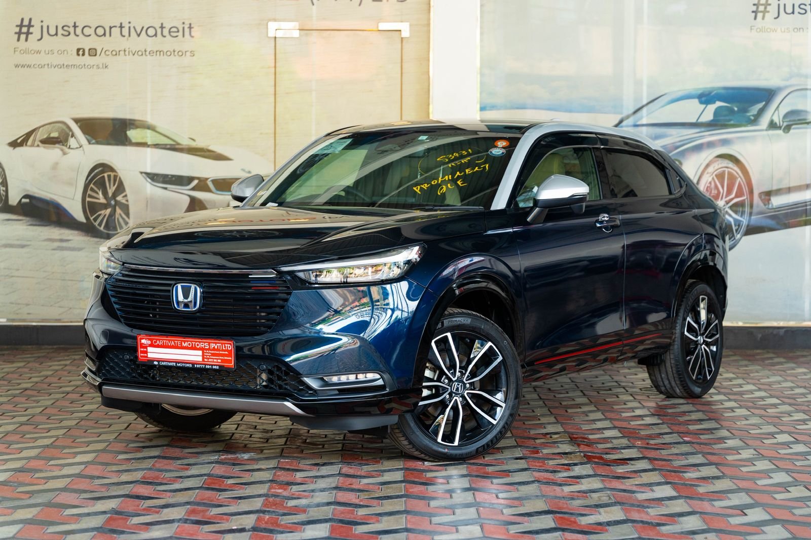 Honda Vezel Z Play Moonroof 2023