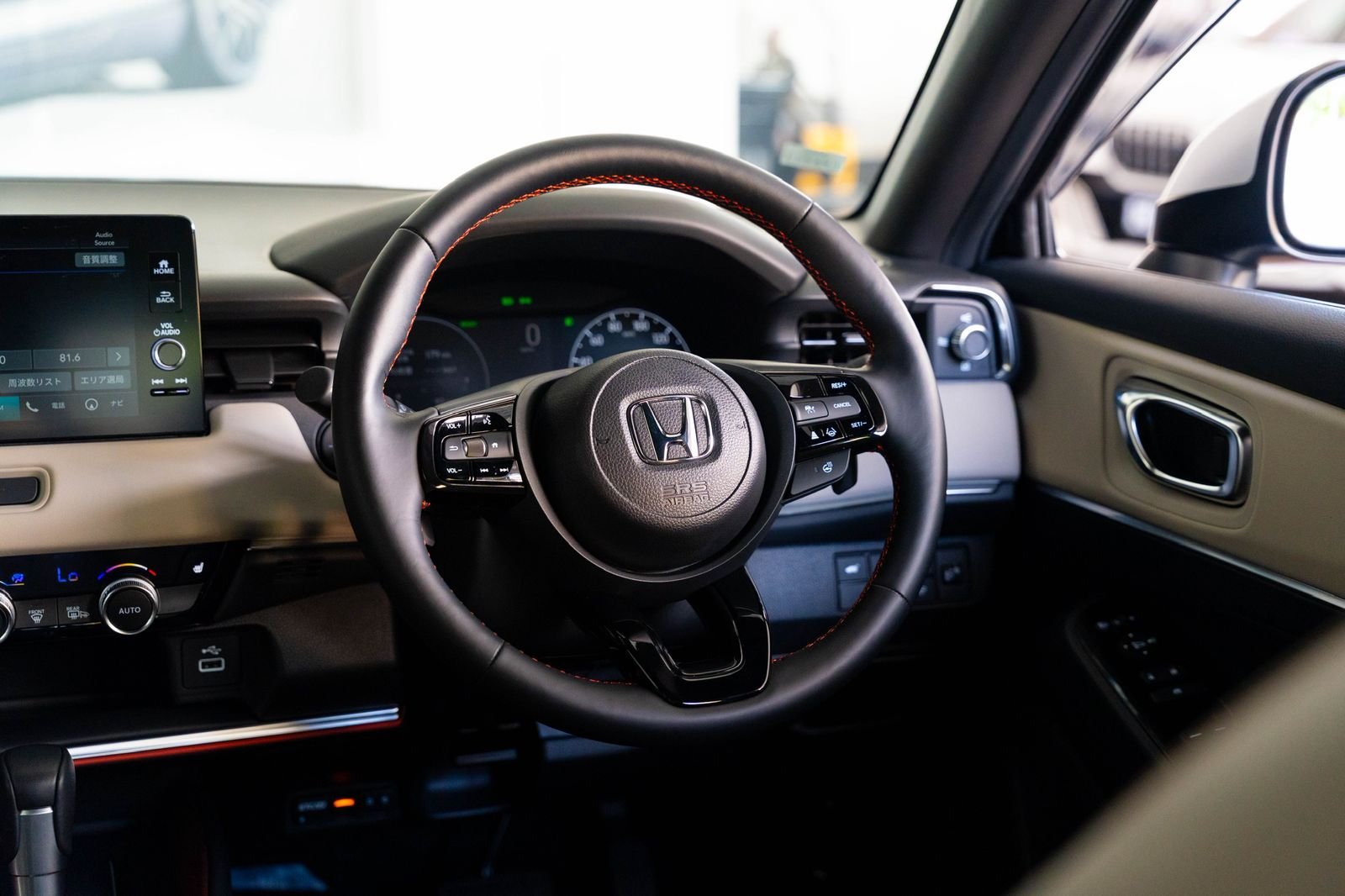 Honda Vezel Z Play Moonroof 2023