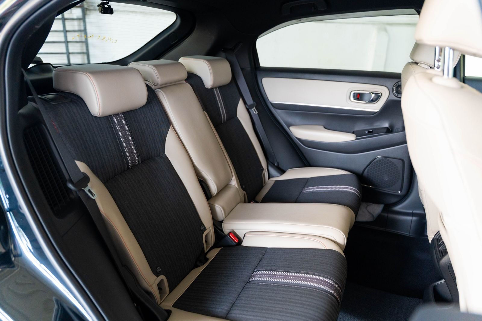 Honda Vezel Z Play Moonroof 2023