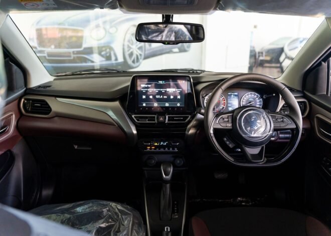 Suzuki Fronx Alpha AT 2026 Grandeur Grey
