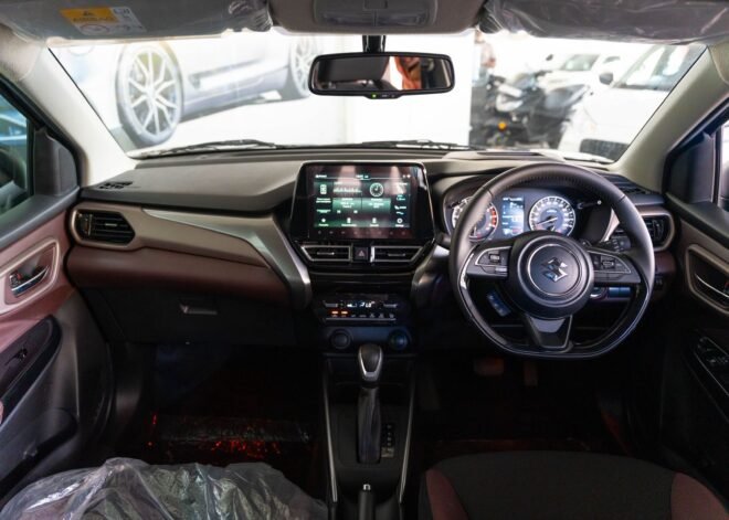 Suzuki Fronx Alpha AT 2026 Bluish Black