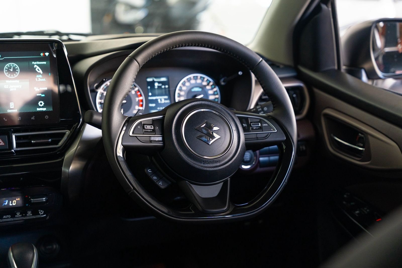 Suzuki Fronx Alpha AT 2026 Bluish Black