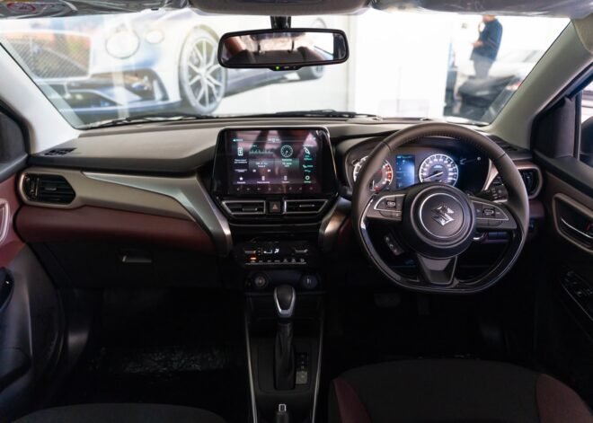 Suzuki Fronx Alpha 2026 Silver with Black Top